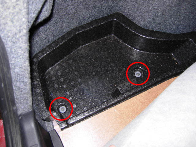 Установка штатного электрозамка багажника с кнопкой